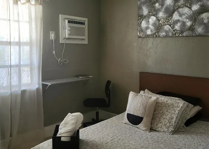 Cozy Nice Room